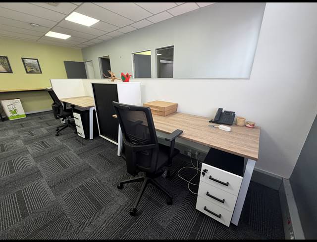 86.40M² OFFICE TO LET IN WOODMEAD